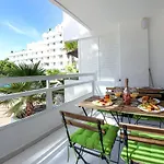Holiday home Royal Americas Near The